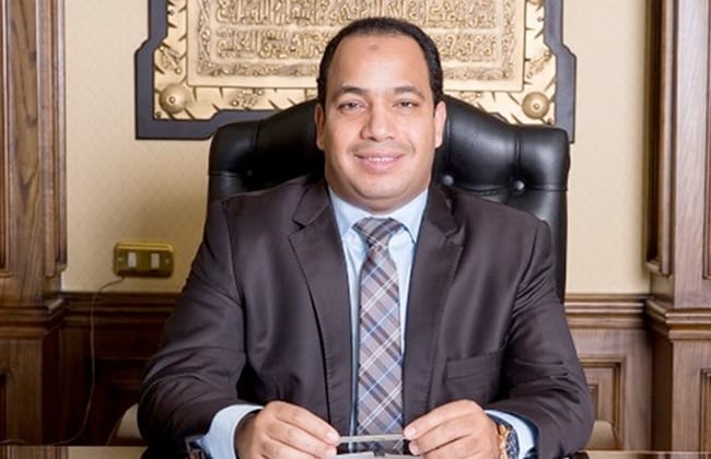 الدكتور عبد المنعم السيد