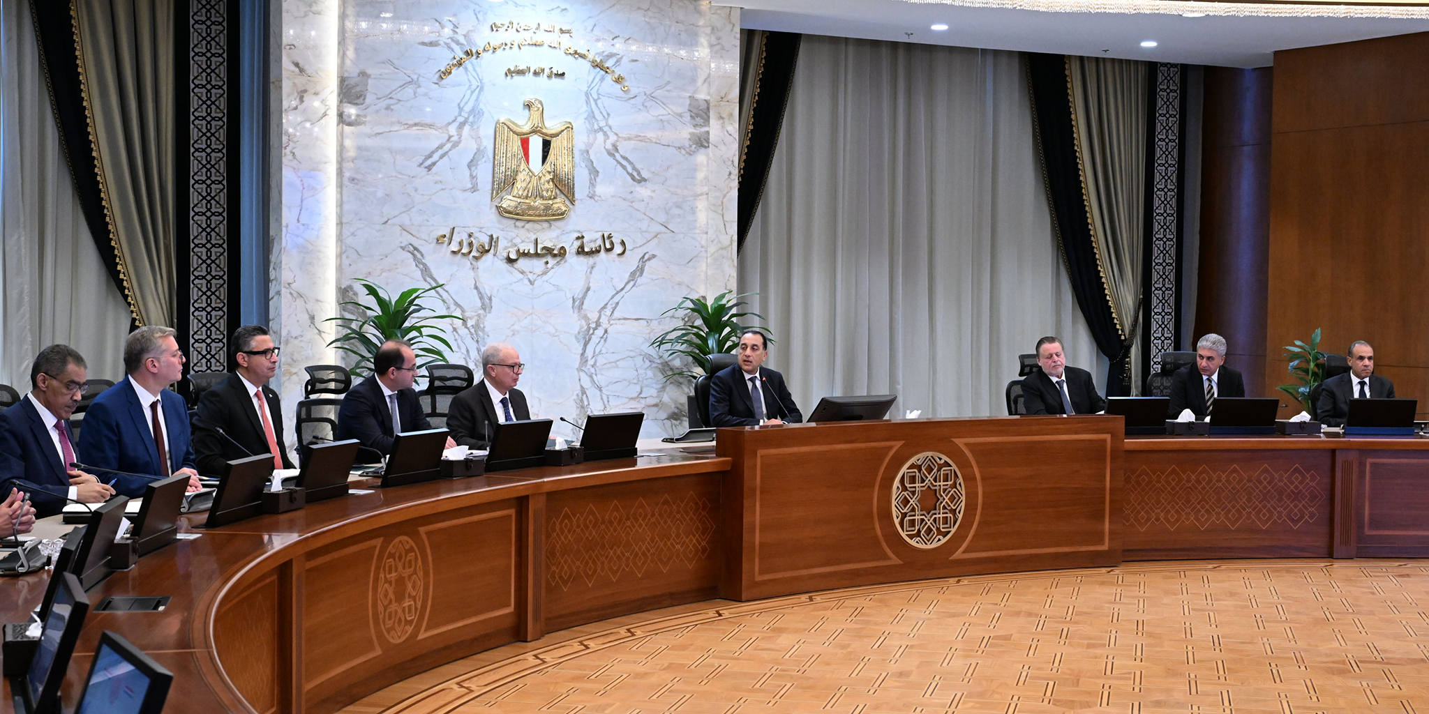اجتماع رئيس الوزراء اليوم