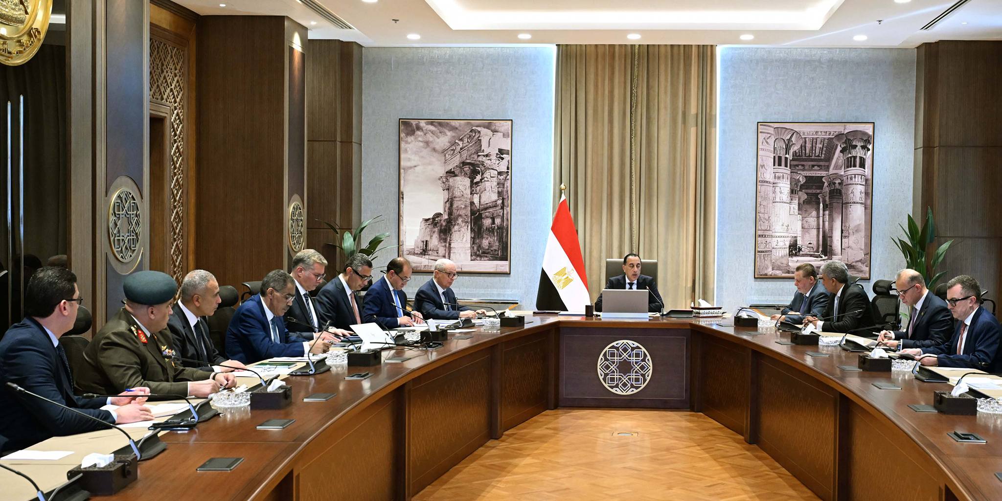 اجتماع رئيس الوزراء اليوم
