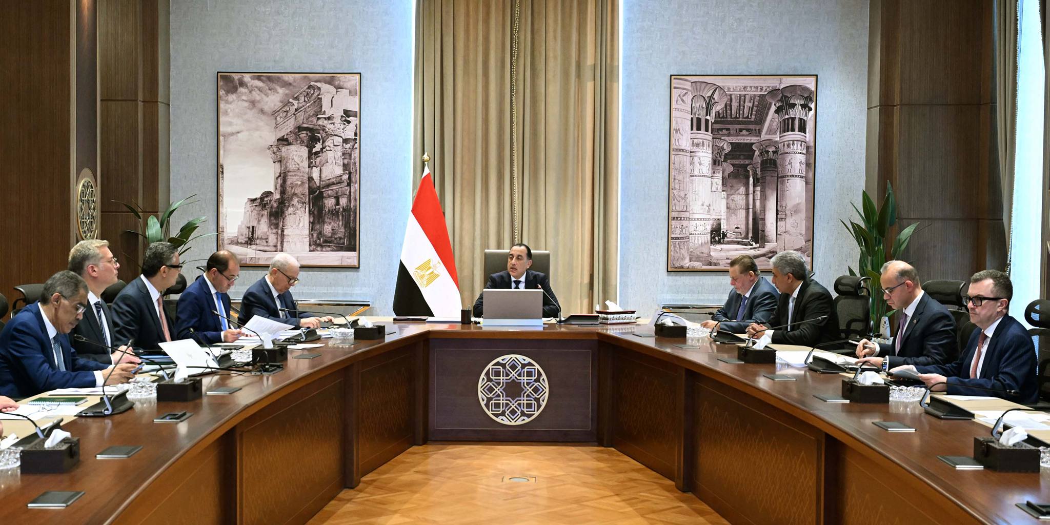 اجتماع رئيس الوزراء اليوم