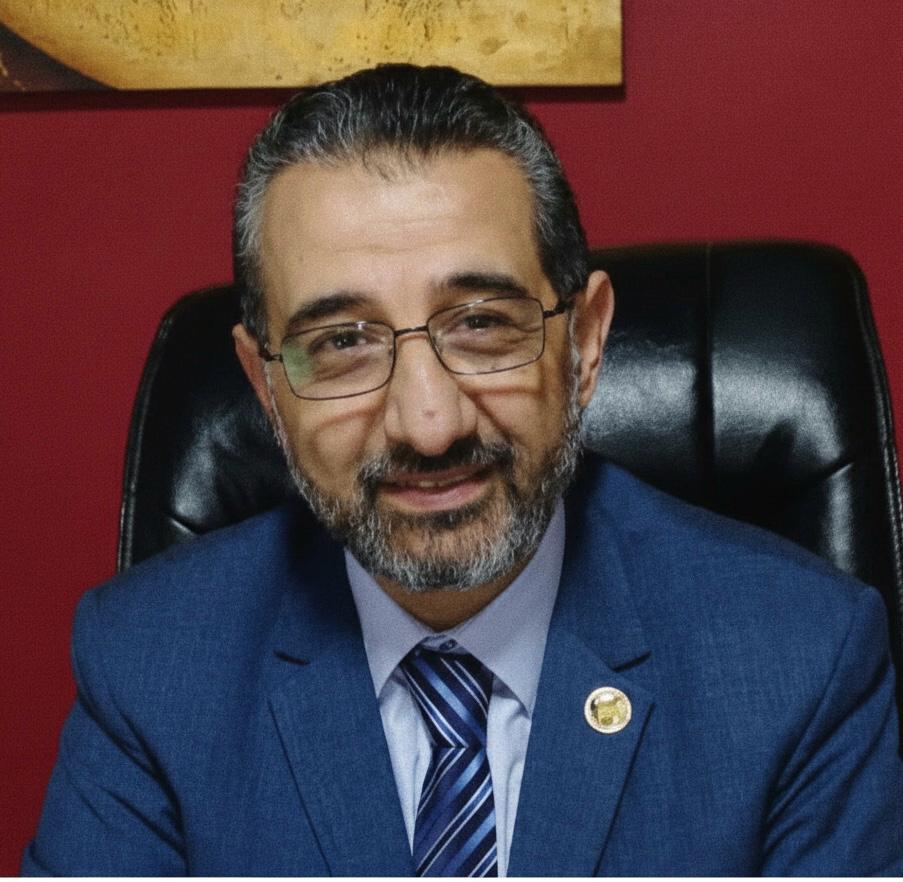 الدكتور عمرو السمدوني