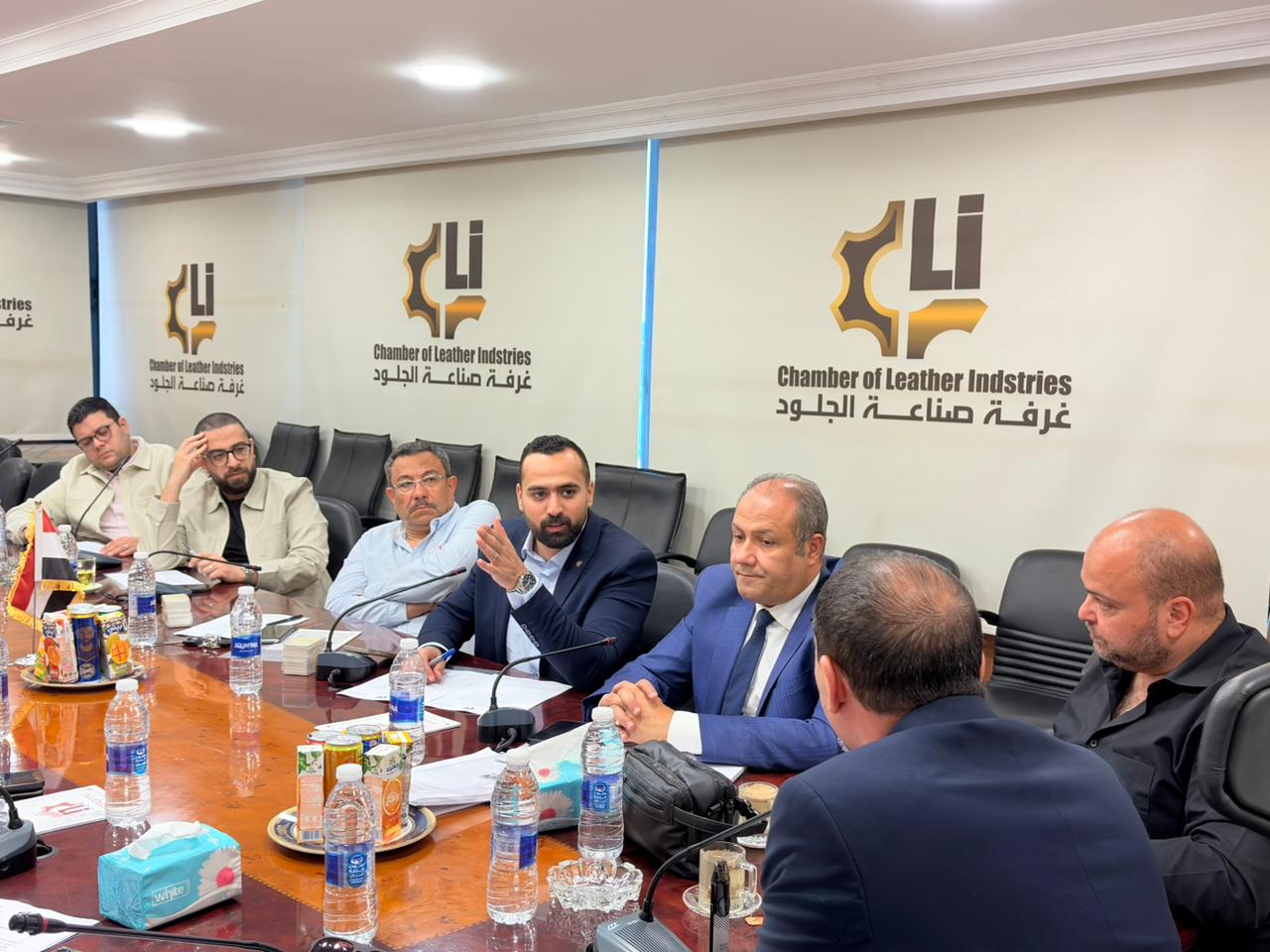 اجتماع غرفة صناعة الجلود