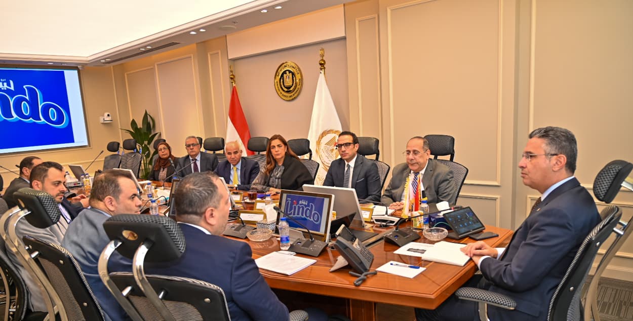 اجتماع وزير التموين اليوم