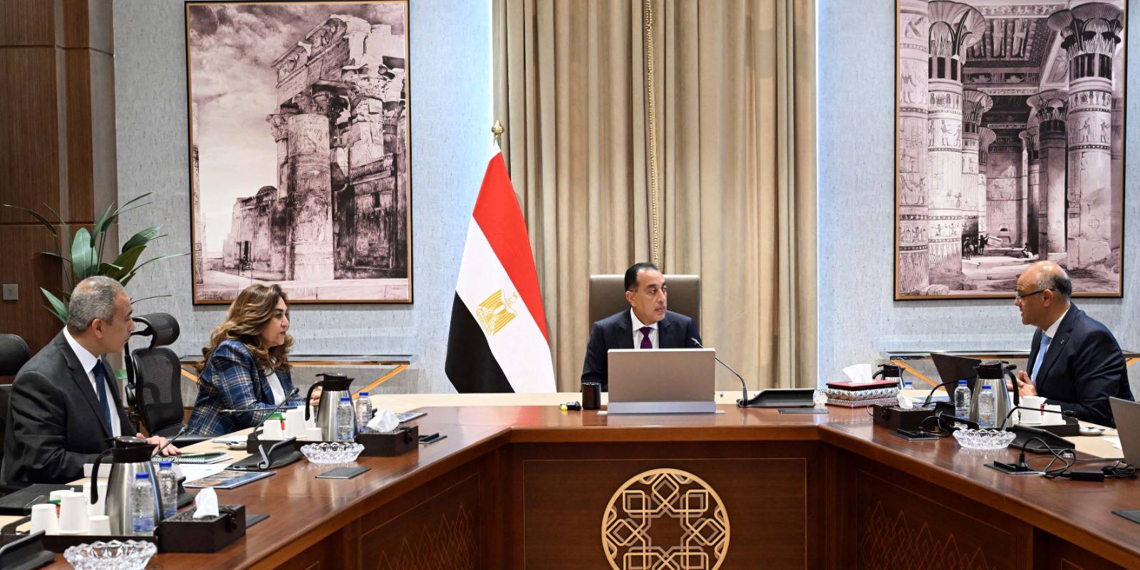 اجتماع رئيس الوزراء اليوم