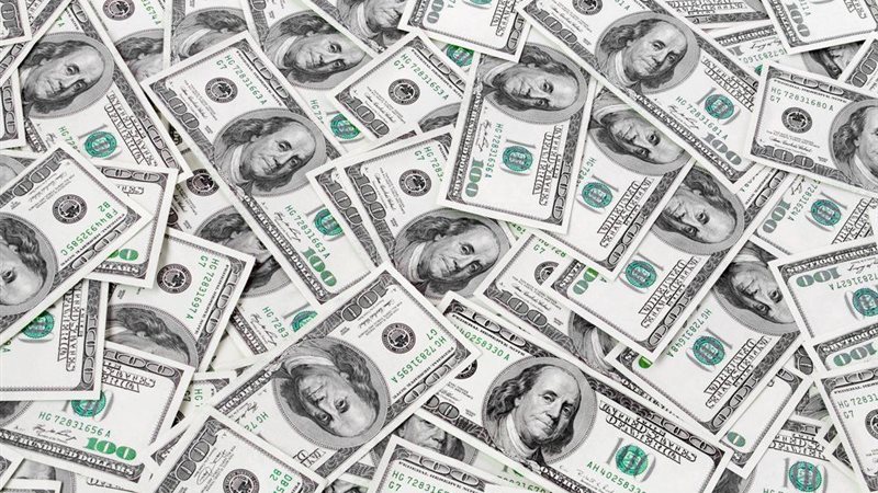 سعر الدولار مقابل الجنيه المصري اليوم الخميس
