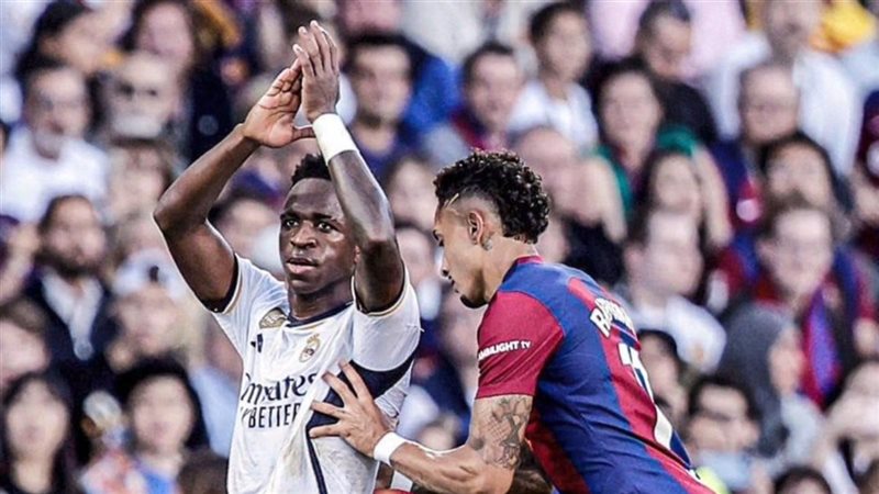 ريال مدريد وبرشلونة 