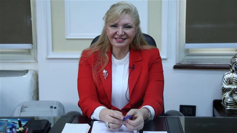 سهر الدماطي: تكشف حقيقة وصول الدولار إلى 55 جنيها