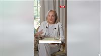 شاهد بالفيديو، يعني إيه حياة لذيذة من وجهة نظر شيرين رضا؟