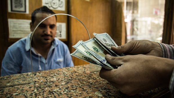  ارتفاع تحويلات المصريين بالخارج