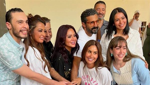 أبطال مسلسل روج أسود