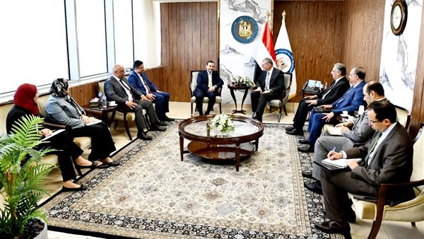 وزير البترول ووفد شركة ويذرفورد