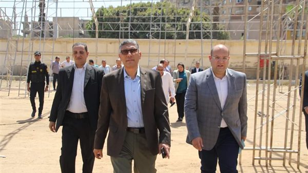 محافظ الجيزة يتفقد معرض أهلا مدارس 
