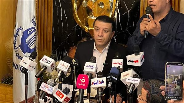 مصطفى كامل بنقابة المهن الموسيقية