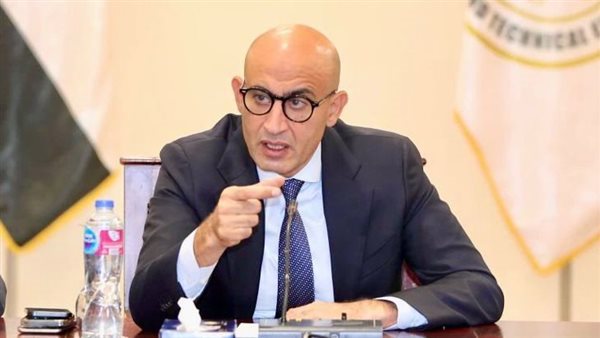 محمد عبداللطيف وزير التعليم
