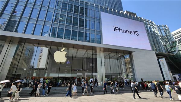 تراجع مبيعات "آيفون 16" 123%
