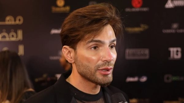 الفنان شادي شامل