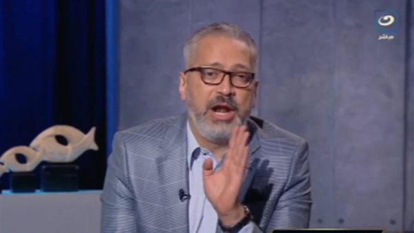 الإعلامي تامر أمين