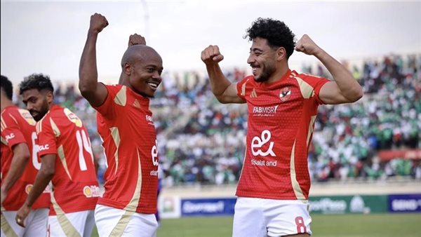 لاعبي الأهلي