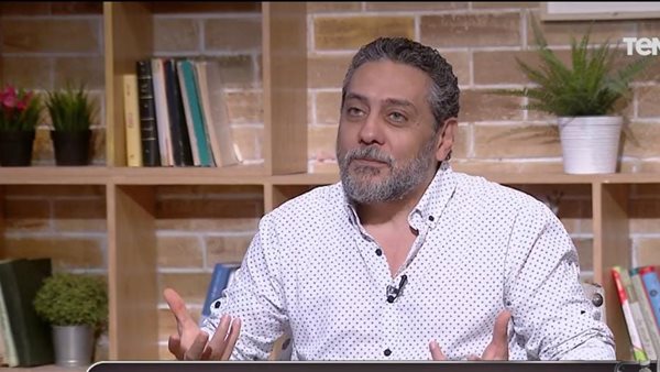 تامر فرج : كنت بشتغل مرشد سياحي وعشقي