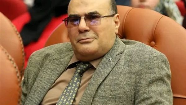 الدكتور غانم السعيد 