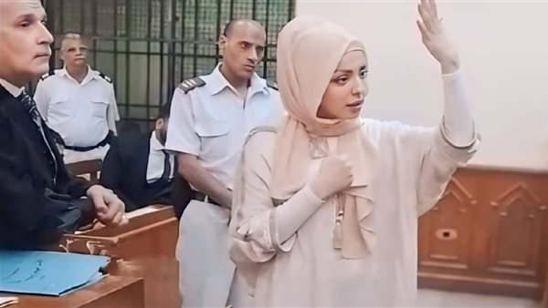 جنايات القاهرة تستأنف النظر في قضية مضيفة طيران 
