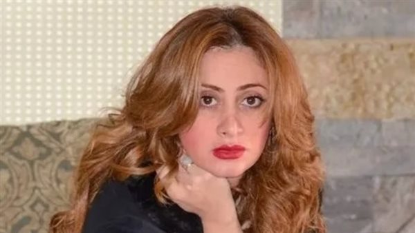 منة تيسير تروج لمشاركتها في عمل درامي جديد