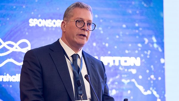 المهندس كريم بدوي وزير البترول والثروة المعدنية 