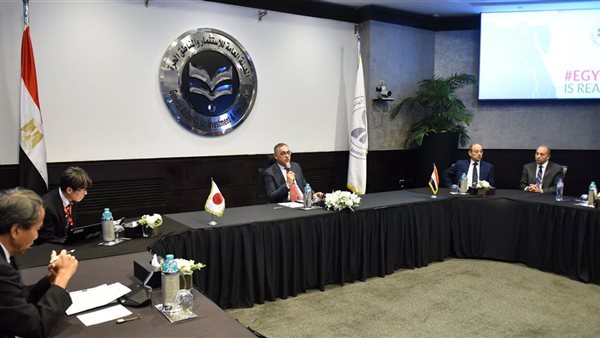وزير الاستثمار خلال اللقاء