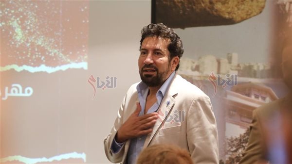 الفنان هاني رمزي