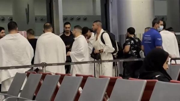 بعثة الأهلي تؤدي مناسك العمرة 