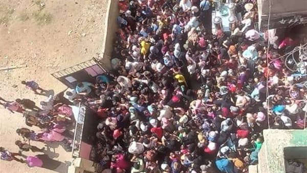 طلاب الفترة المسائية والصباحية بمدرسة المرج الرسمية