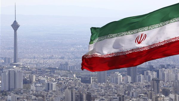 إيران تحذر من المساس بسفاراتها 