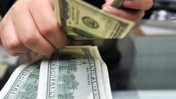 سعرالدولار يسجل انخفاضًا في ختام تعاملات اليوم الأثنين