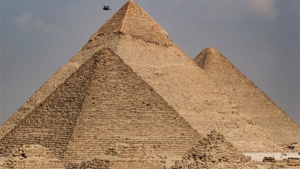 استخدام الماء في بناء الأهرامات
