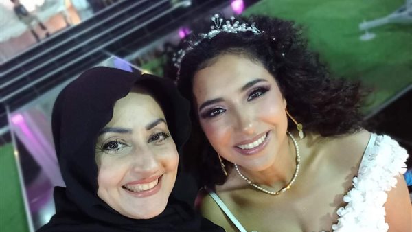 الفنانة جيهان أنور والفنانة فاطمة عادل 