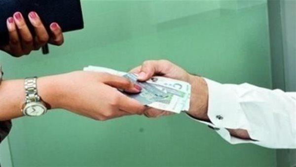أخذ المال من الزوجة