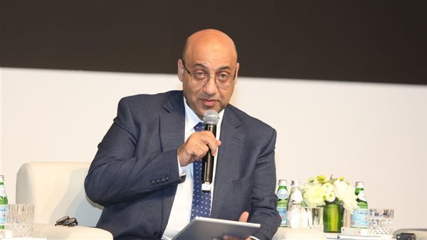 الدكتور أيمن البصال نائب وزير التربية والتعليم والتعليم الفن