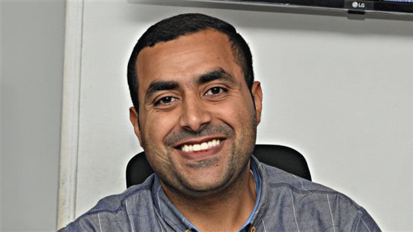 الصحفي أحمد العش