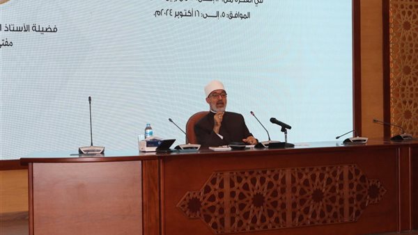 نظير عياد مفتي الجمهورية 