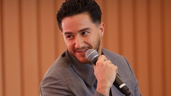 الفنان أحمد مالك 