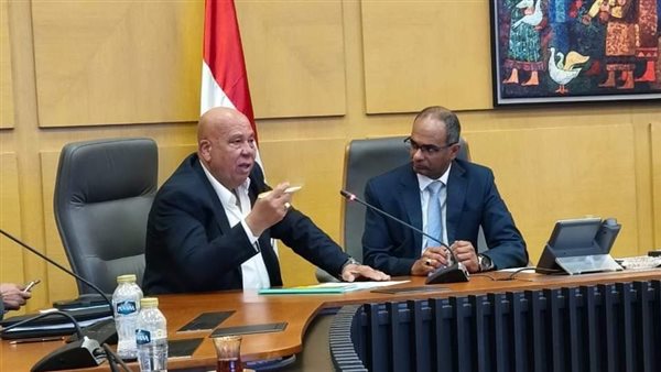نواب البحر الأحمر مع وزير الاسكان 