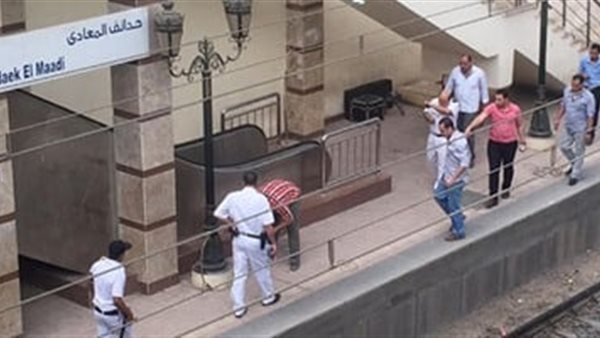 محاولة انتحار شاب بمترو المعادي 