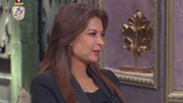 الفنانة منال سلامة 