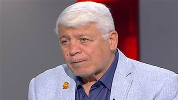 اللواء محمد الغباري مدير كلية الدفاع الوطني الأسبق