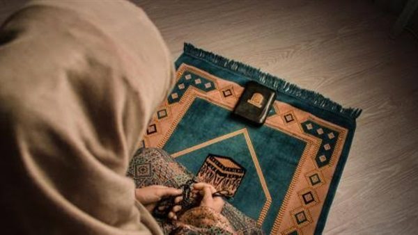  حكم صلاة المرأة بالبنطلون