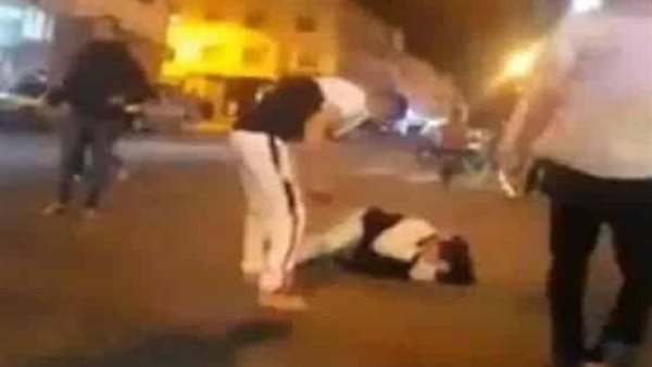 فيديو خناقة العجوزة 