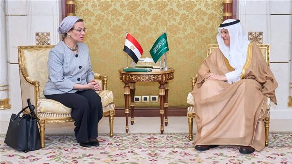 الدكتورة ياسمين فؤاد وزيرة البيئة ونظيرها السعودي