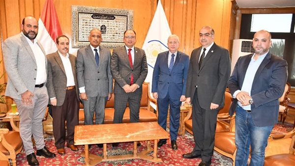توقيع بروتوكول دعم الطلاب الفلسطينيين 