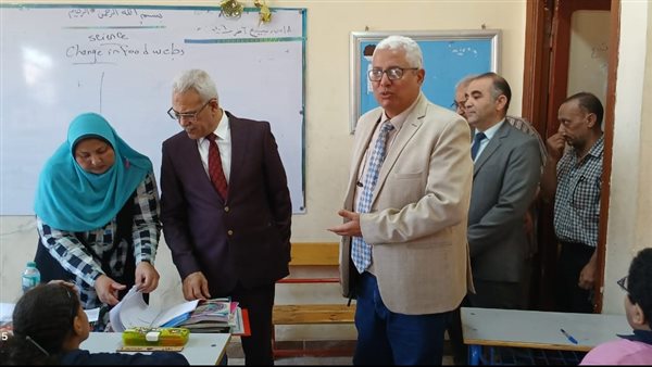 جولة وكيل وزارة التربية والتعليم بالقاهرة بالمدارس اليوم