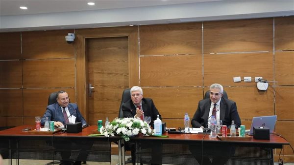 وزير التعليم العالي خلال ورشة العمل 